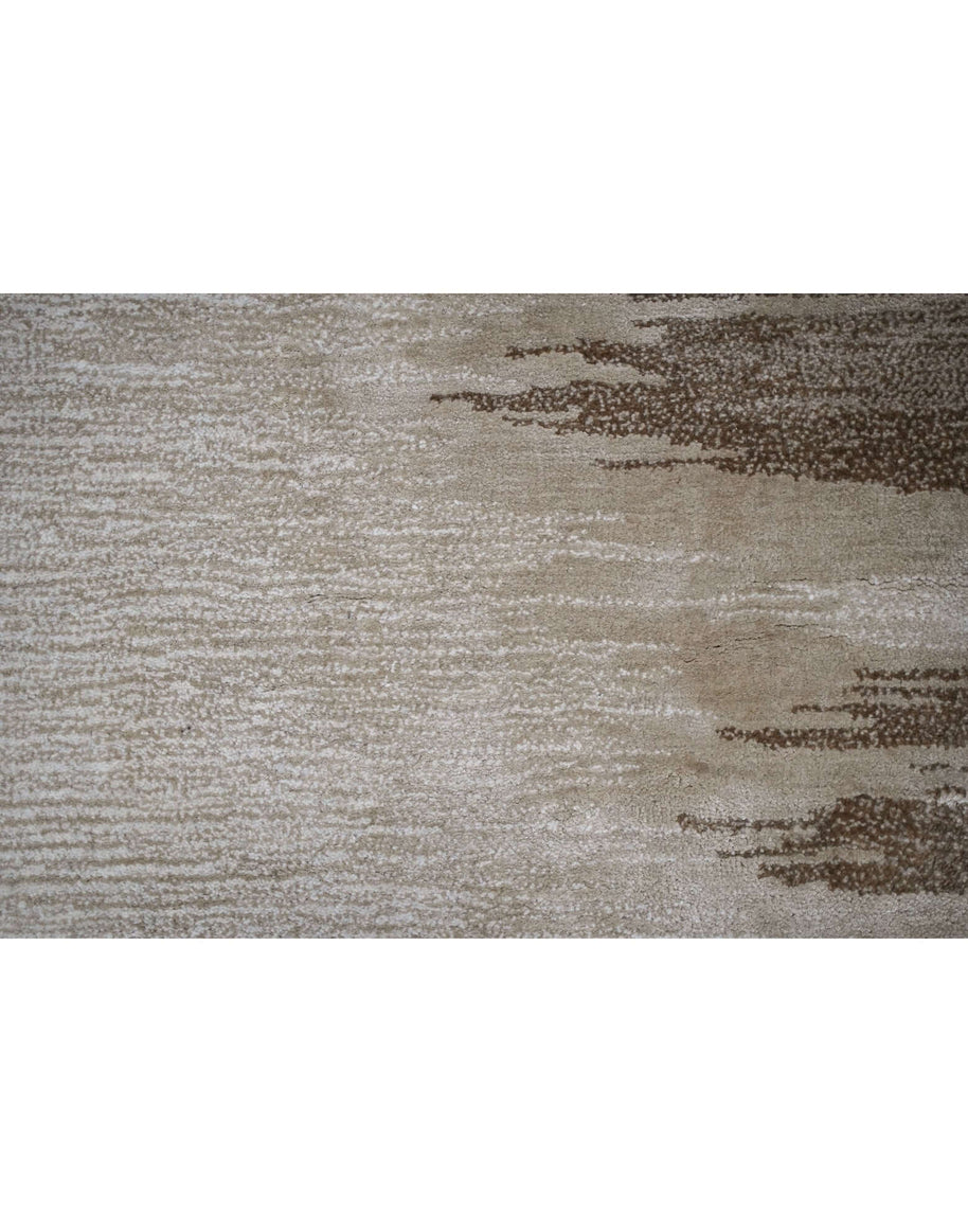 D U N E luxury modern rug by Cherom, a plush beige and grey contemporary rug for sophisticated spaces.