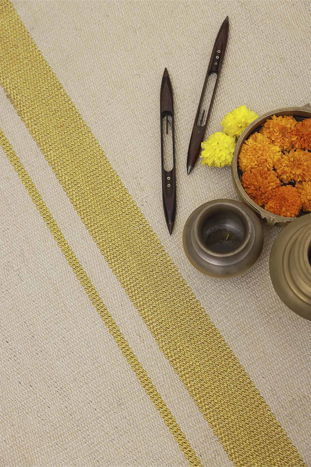 Chingam White & Gold Sisal 5x8 feet Rectangle Rug - I MEAN DESIGN