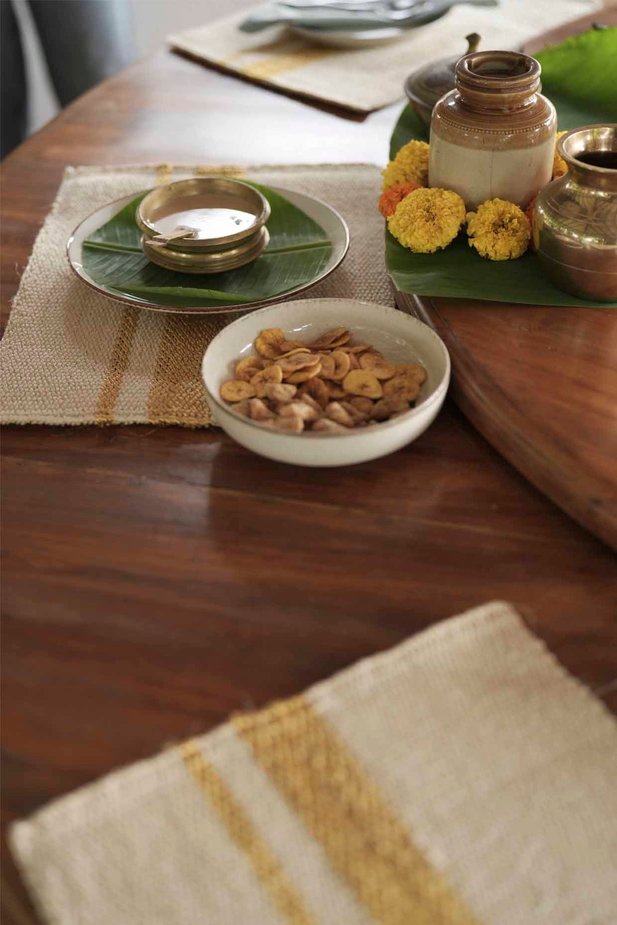 Kasavu mat White & Gold Sisal 33cm x 48cm Rectangle Rug - I MEAN DESIGN