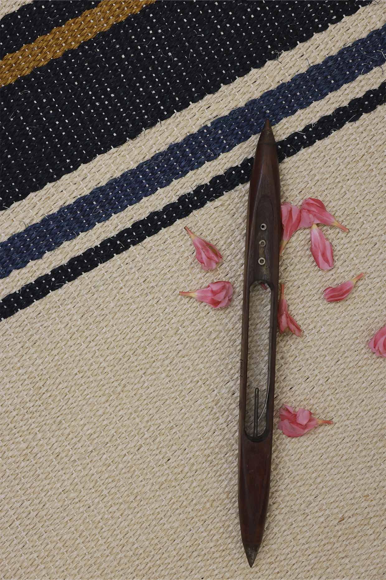 Edavam White & Blue Sisal 5x8 feet Rectangle Rug - I MEAN DESIGN