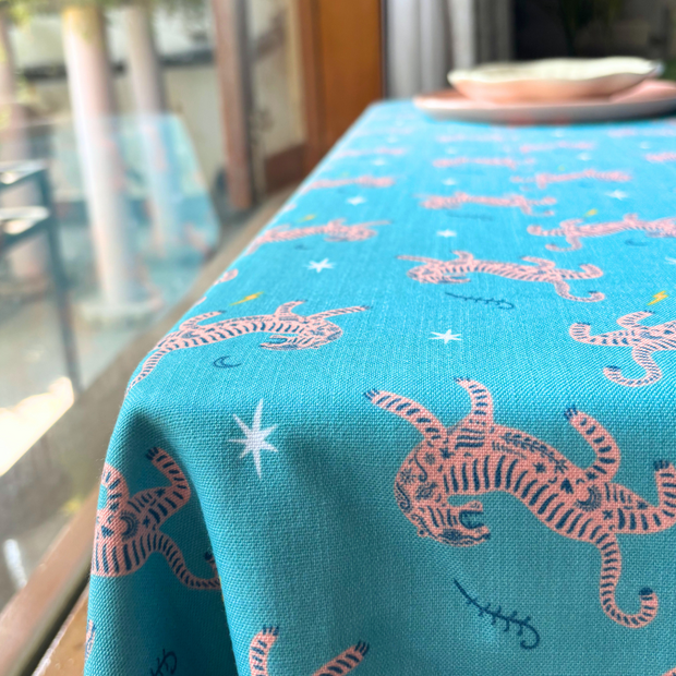 Hoodoo Tablecover