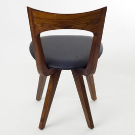 Howard Chair