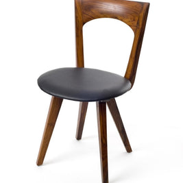 Howard Chair