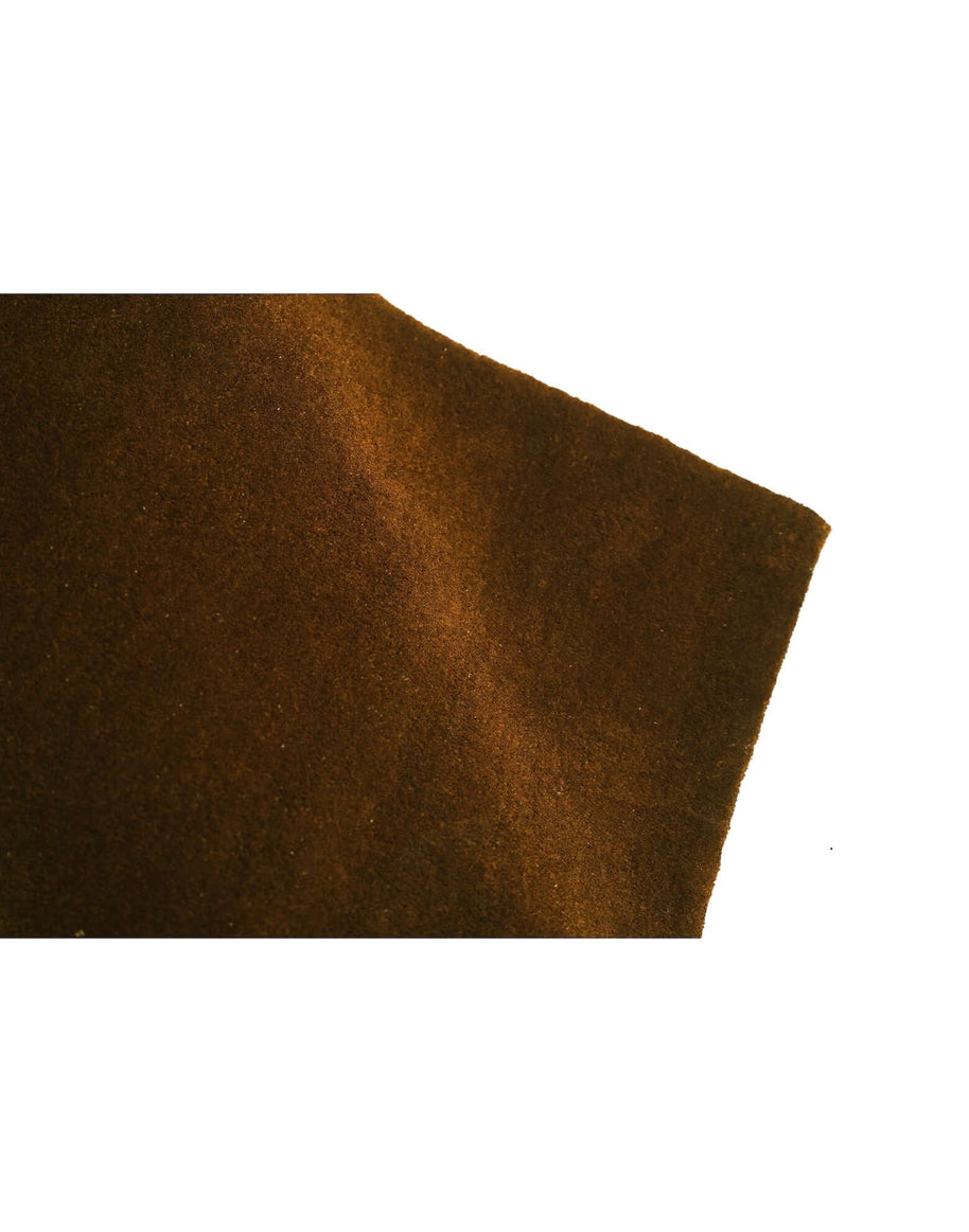 I C O N - A M B E R close-up image of high-quality New Zealand wool rug with dense tufting.