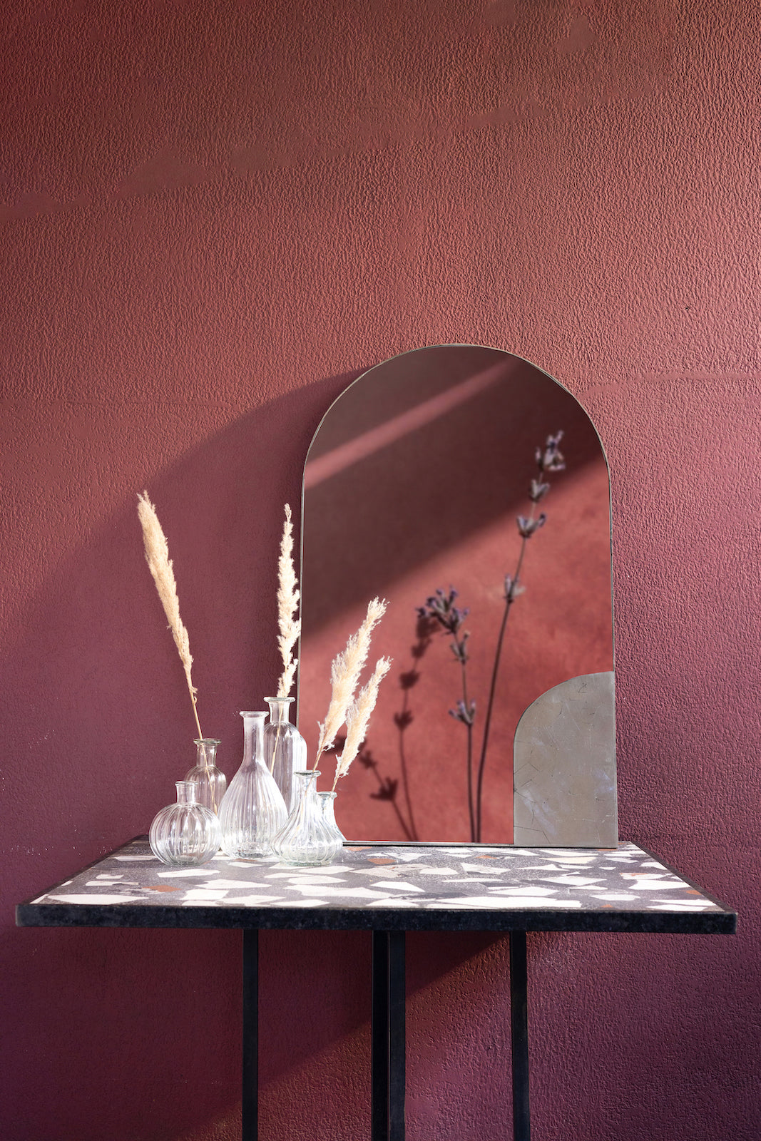 Dumi Mirror