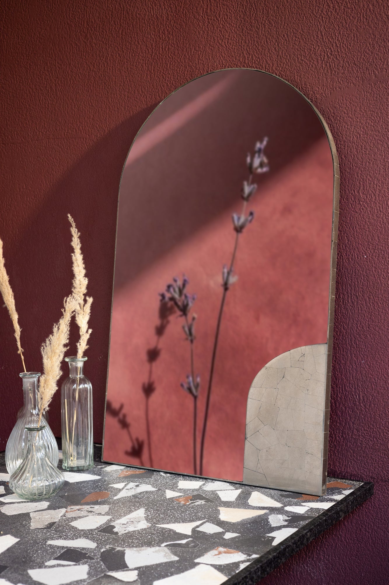 Dumi Mirror