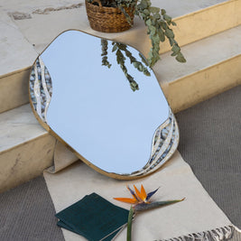 Ora Mirror