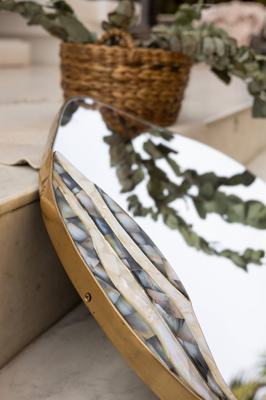 Ora Mirror