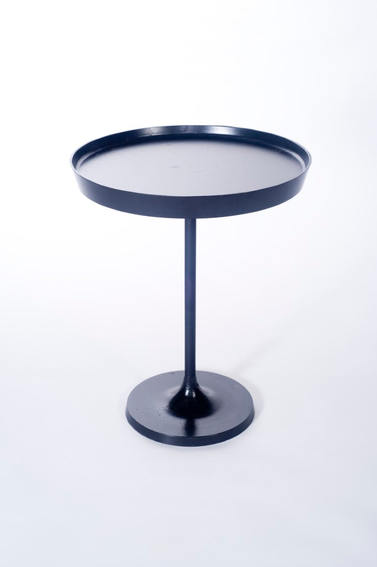 Just Where You Need It Table 20D x 24H