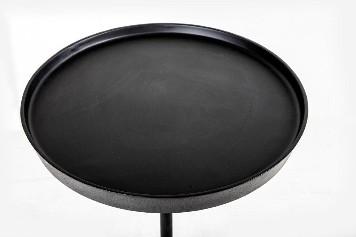 Just Where You Need It Table 20D x 18H