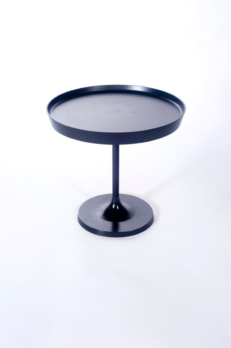 Just Where You Need It Table 20D x 18H