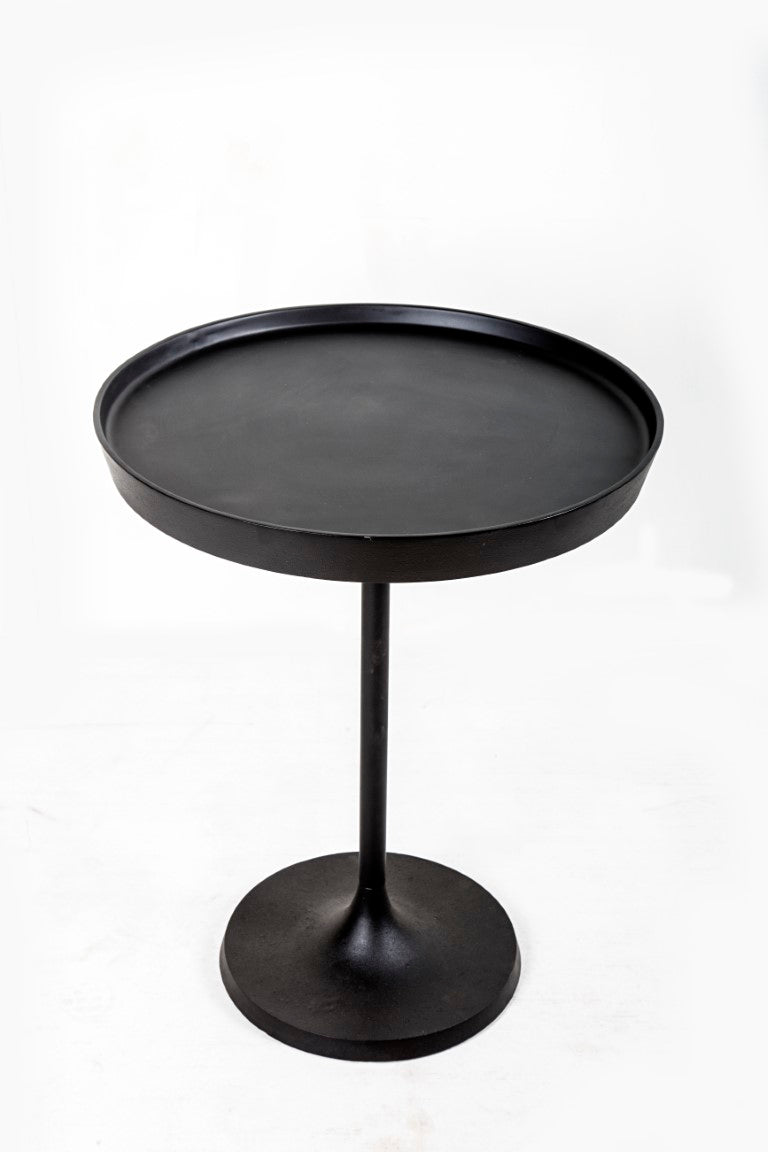 Just Where You Need It Table 20D x 18H