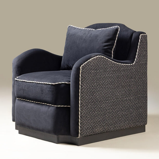Ego Lounge Chair