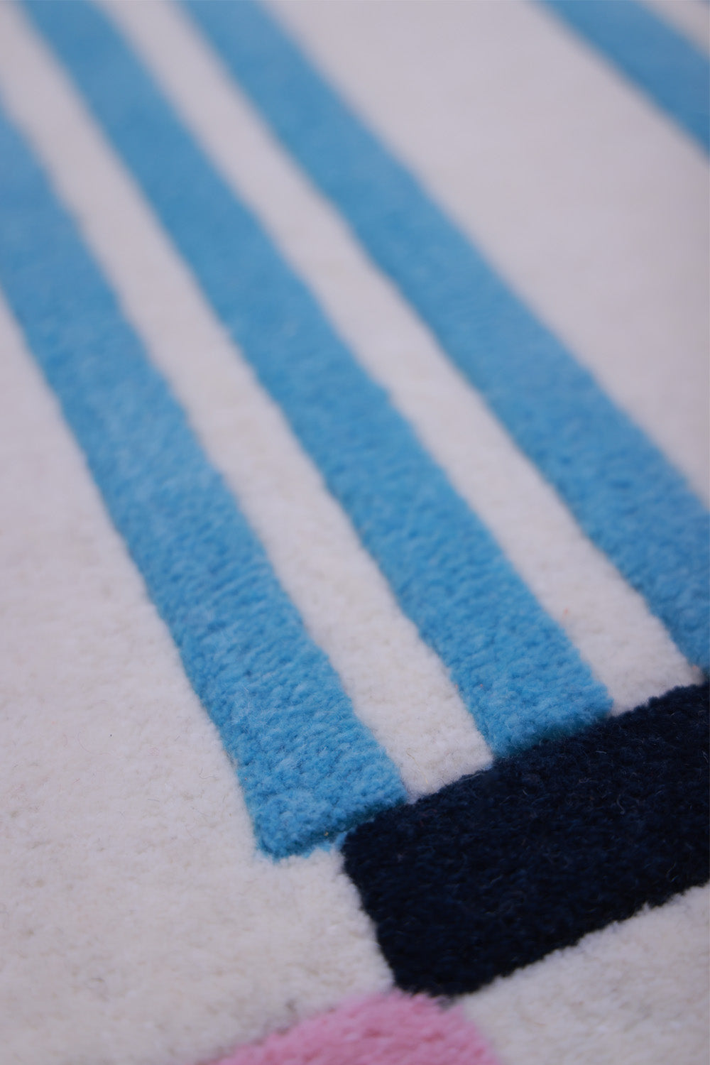 Lina Multicolour Wool 6.6x4.6 feet Irregular Rug - I MEAN DESIGN