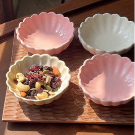 Loom & Bloom hosting set used for serving snacks and small bites.