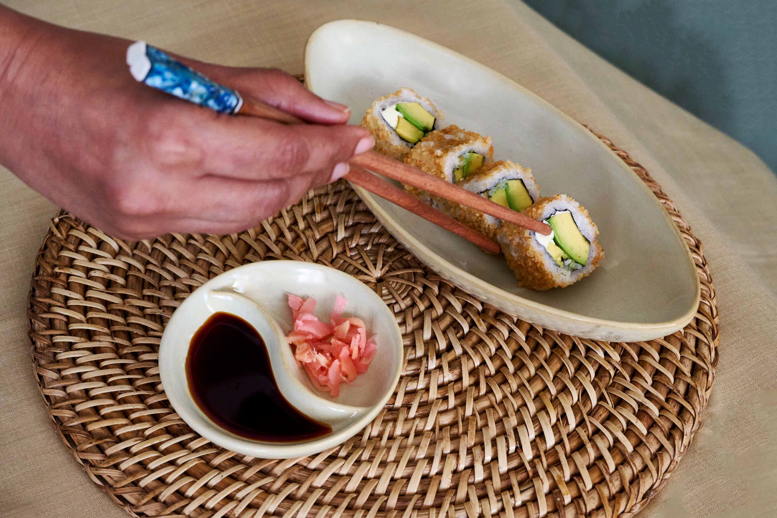 Nami Sushi Set