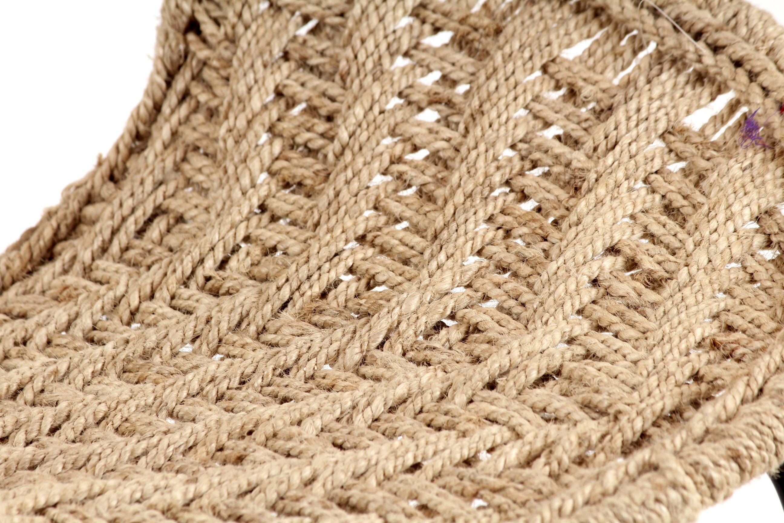 O Void Chair - I MEAN DESIGN