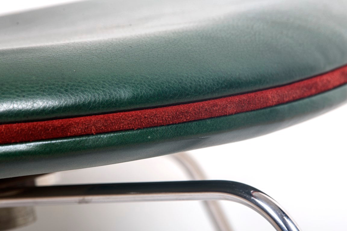 Ostrich Chair