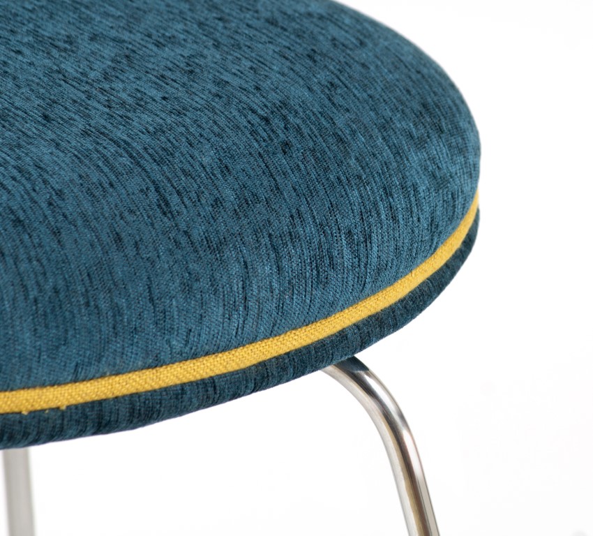 Ostrich Ottoman