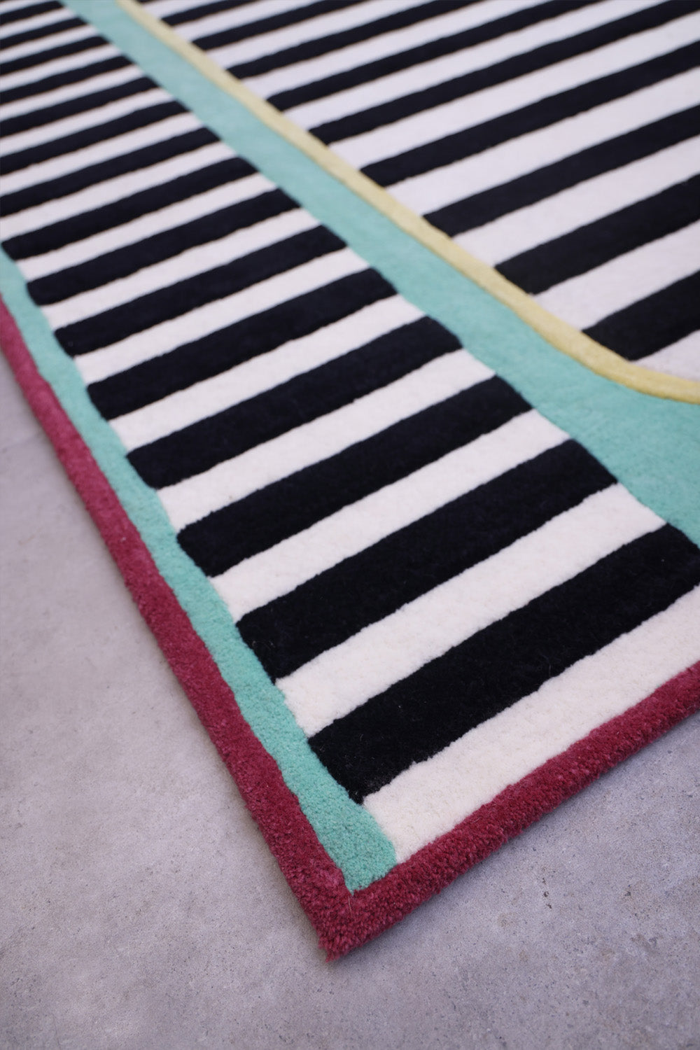 Piano Multicolour Wool 4.3x7.2 feet Irregular Rug - I MEAN DESIGN