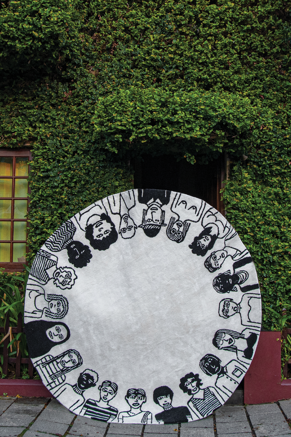 Unity Rug White & Black Wool Bamboo Silk 7x7 feet Round Rug - I MEAN DESIGN