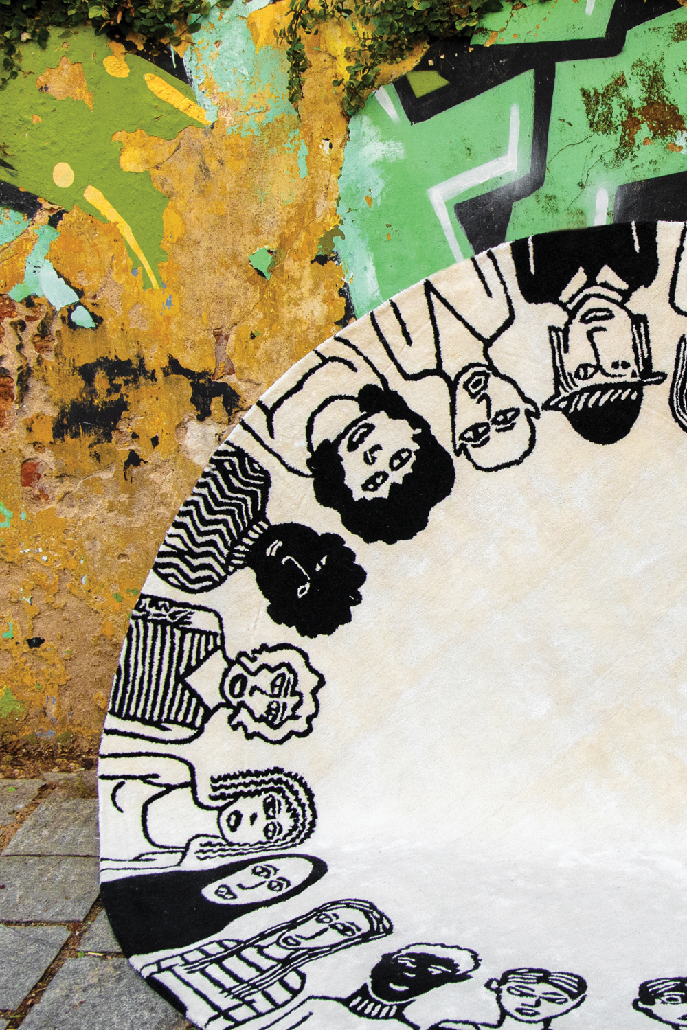 Unity Rug White & Black Wool Bamboo Silk 7x7 feet Round Rug - I MEAN DESIGN