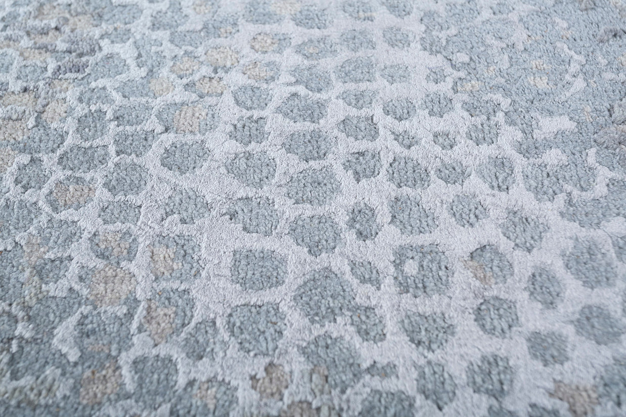 Carpet For Living room 2x3 Feet Grey and Black Wool and Bamboo Silk Rectangle Abstract Rug