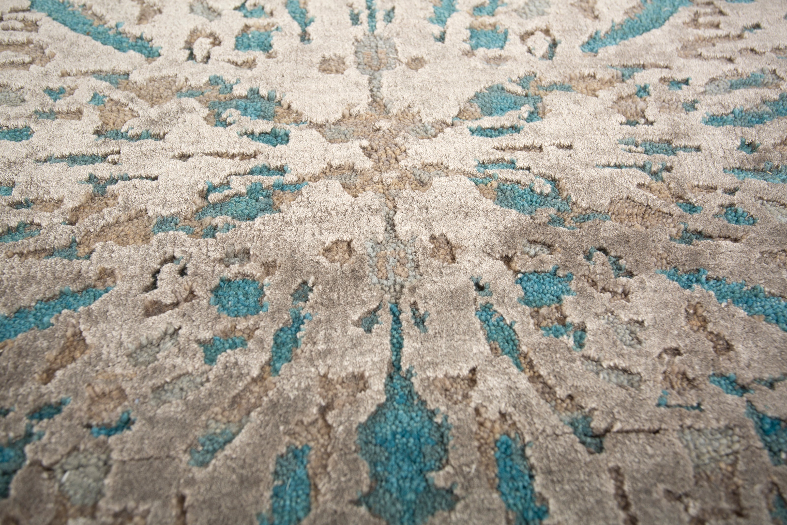 Carpet For Living room 2x3 Feet Green Wool and Bamboo Silk Rectangle Abstract Rug