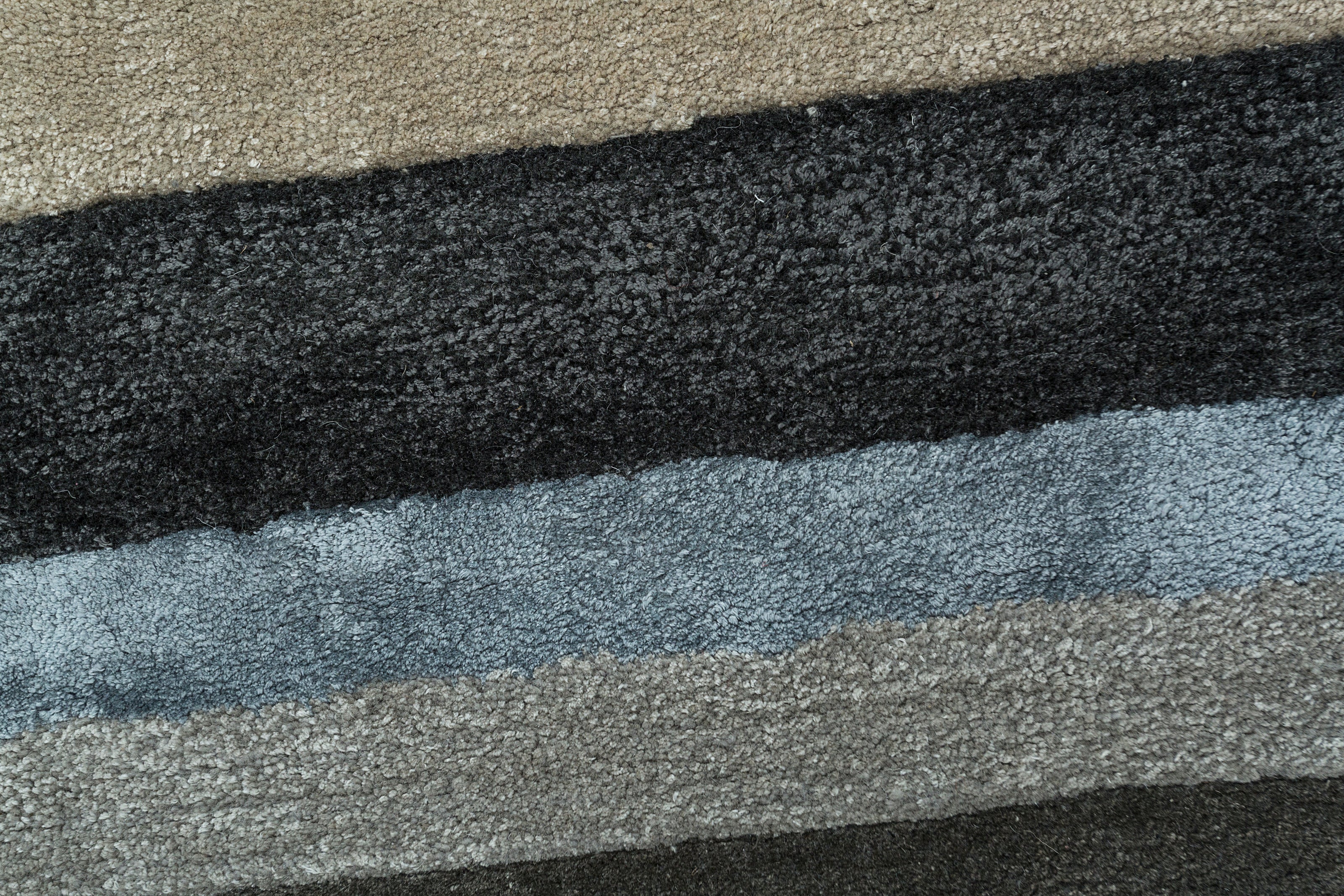 Carpet For Living room 8X11 Feet Grey And Black Wool & Viscose Rectangle Geometric And Stripes Rug