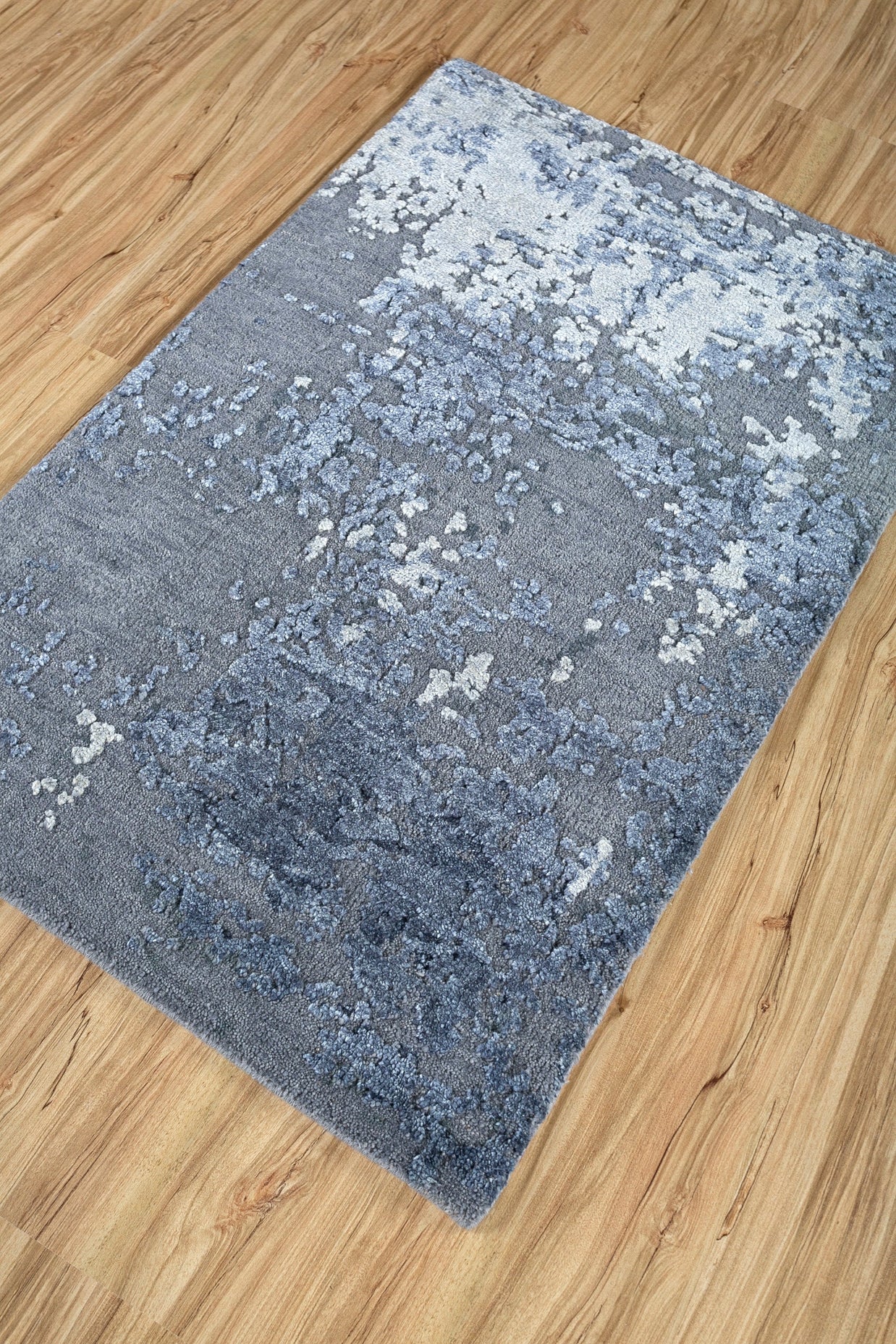 Carpet For Living room 2x3 Feet Grey and Black Wool and Silk Rectangle Abstract Rug