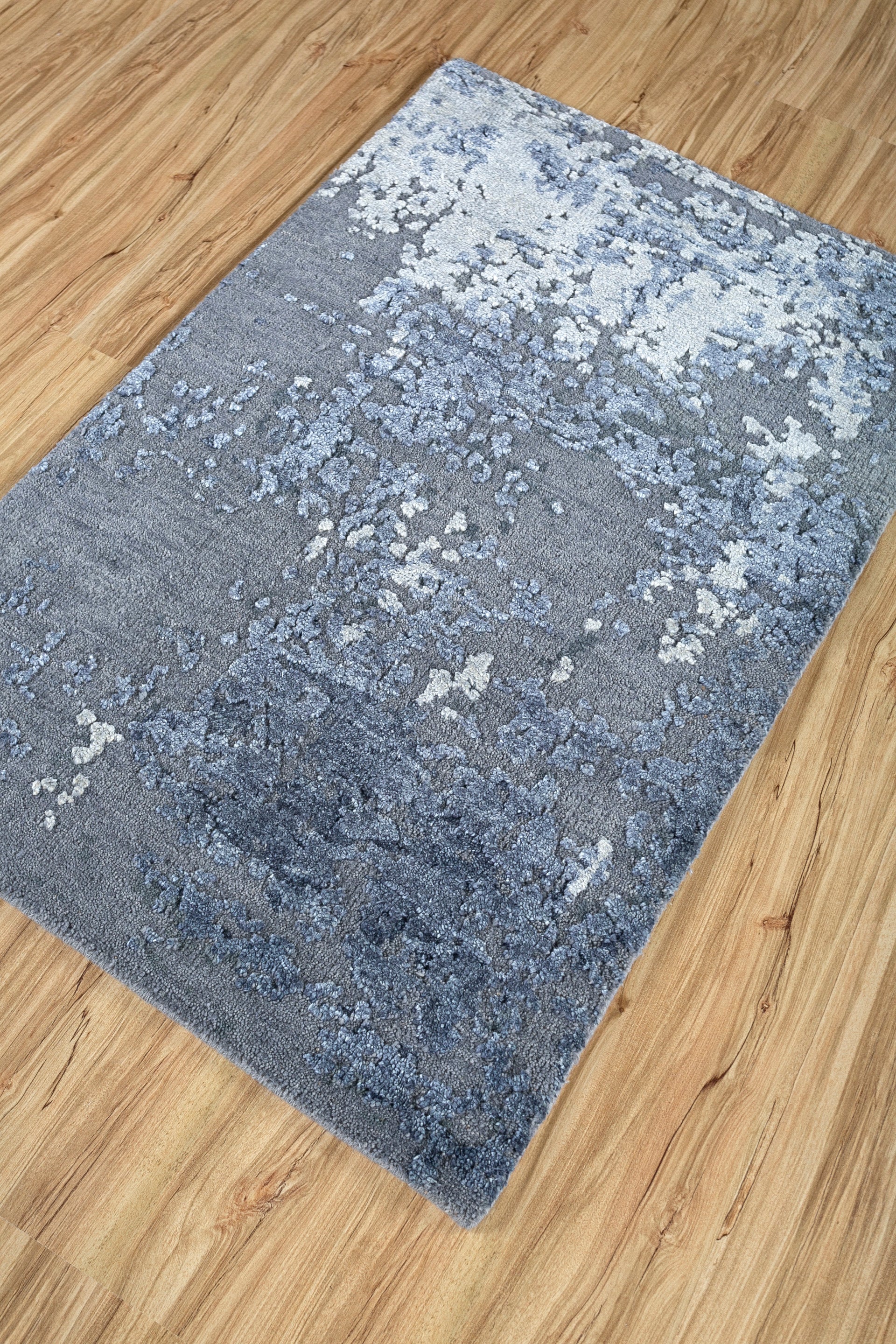 Carpet For Living room 2x3 Feet Grey and Black Wool and Silk Rectangle Abstract Rug