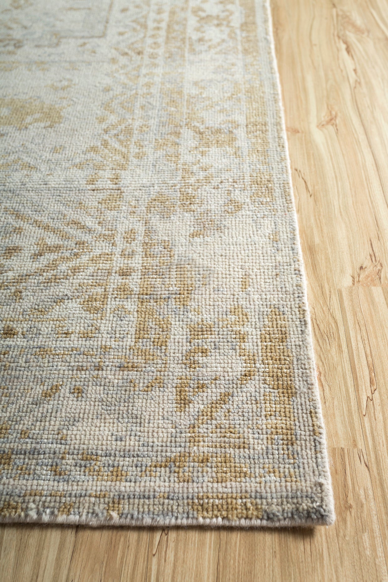 Carpet For Living room 8x10 Feet Beige and Brown Wool Rectangle Vintage and Distressed Rug