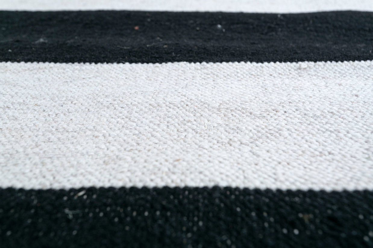 Carpet For Living room 9X12 Feet Grey And Black Wool Rectangle Geometric And Stripes Rug - I MEAN DESIGN