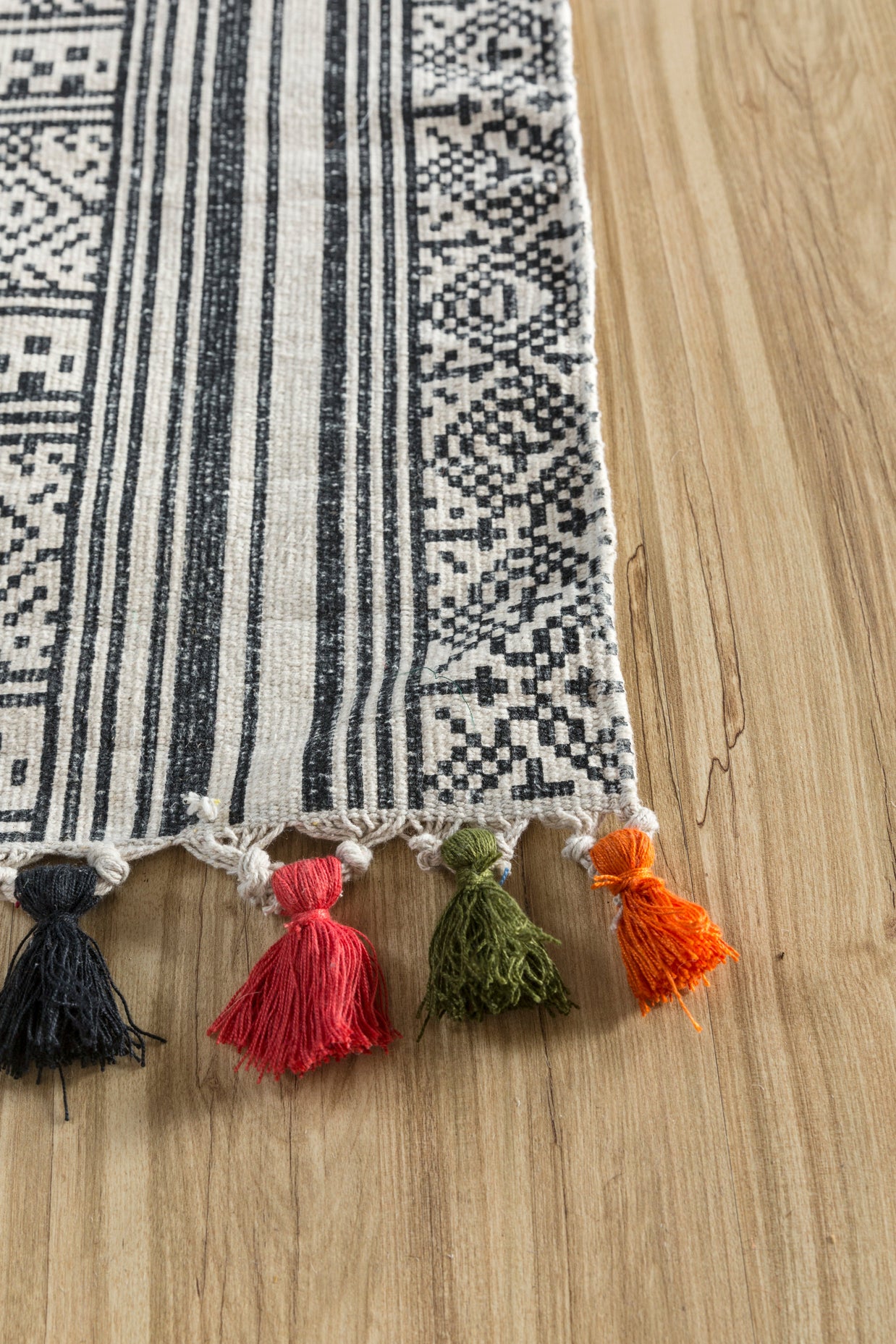 Carpet For Living room 2'4x7'7 Feet Ivory Cotton Runner Moroccan and Tribal Rug