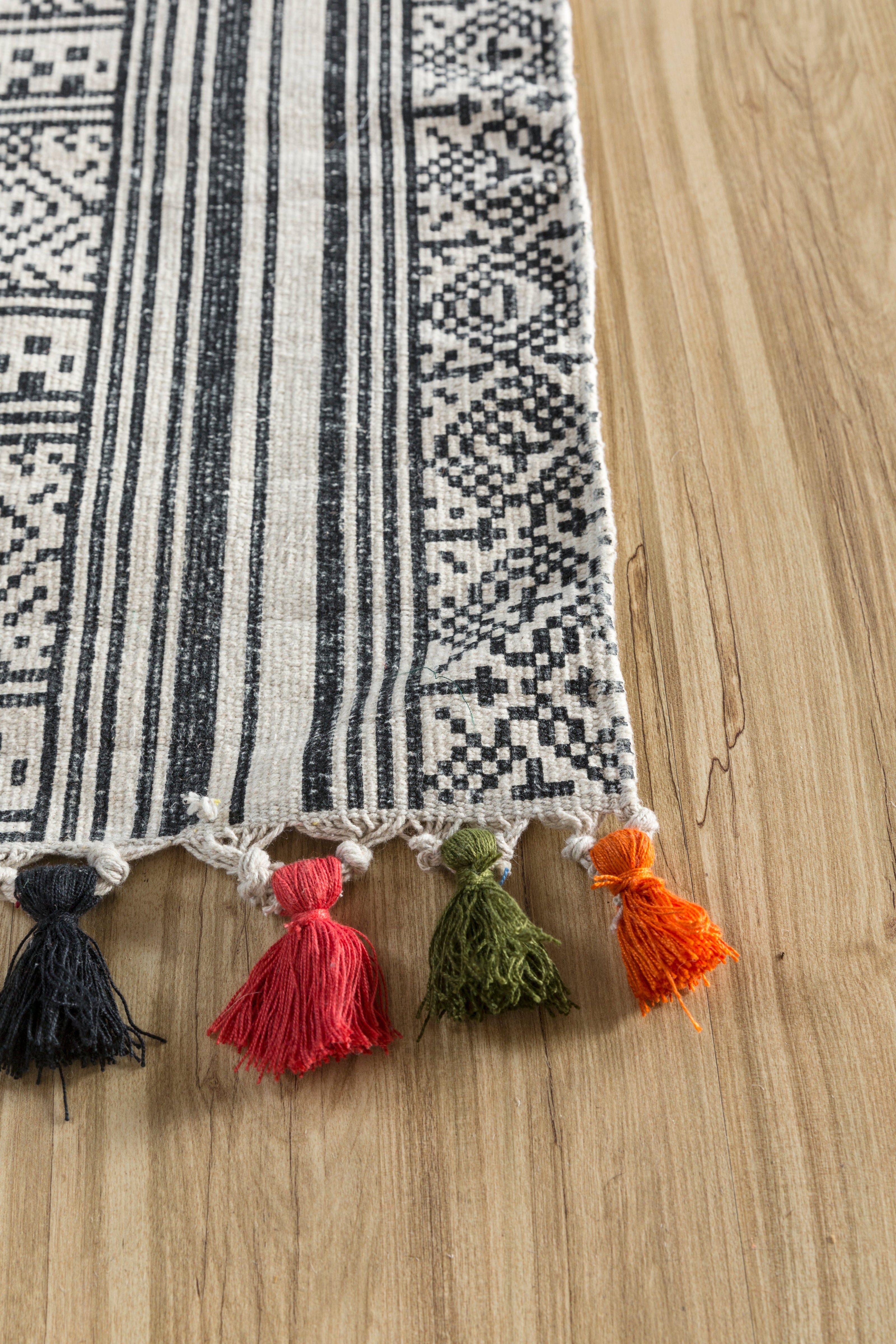 Carpet For Living room 2'4x7'7 Feet Ivory Cotton Runner Moroccan and Tribal Rug