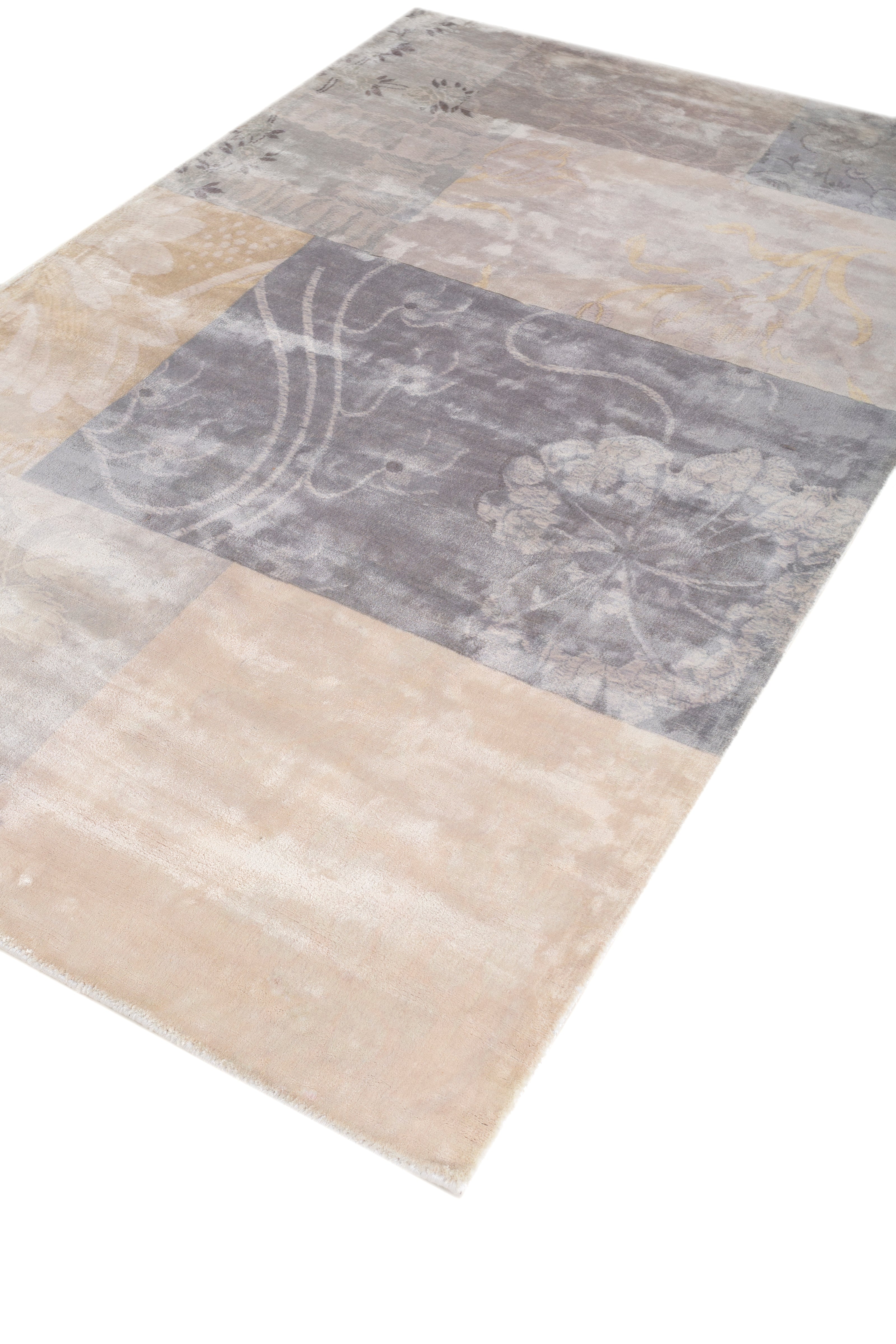 Carpet For Living room 5X8 Feet Grey And Black Viscose Rectangle Floral And Tropical Rug