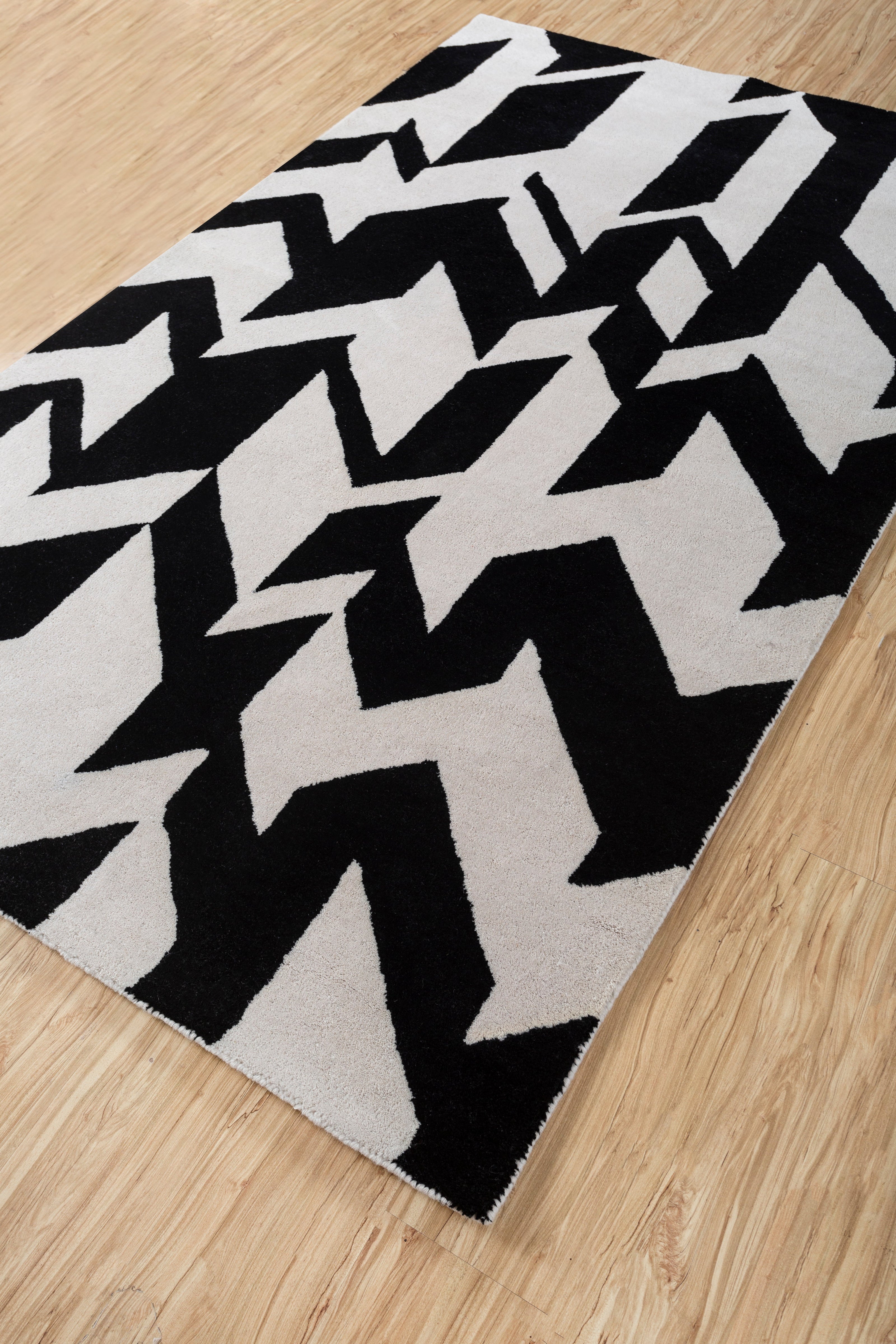 Carpet For Living room 4'11x7'10 Feet Ivory Wool Rectangle Abstract Rug