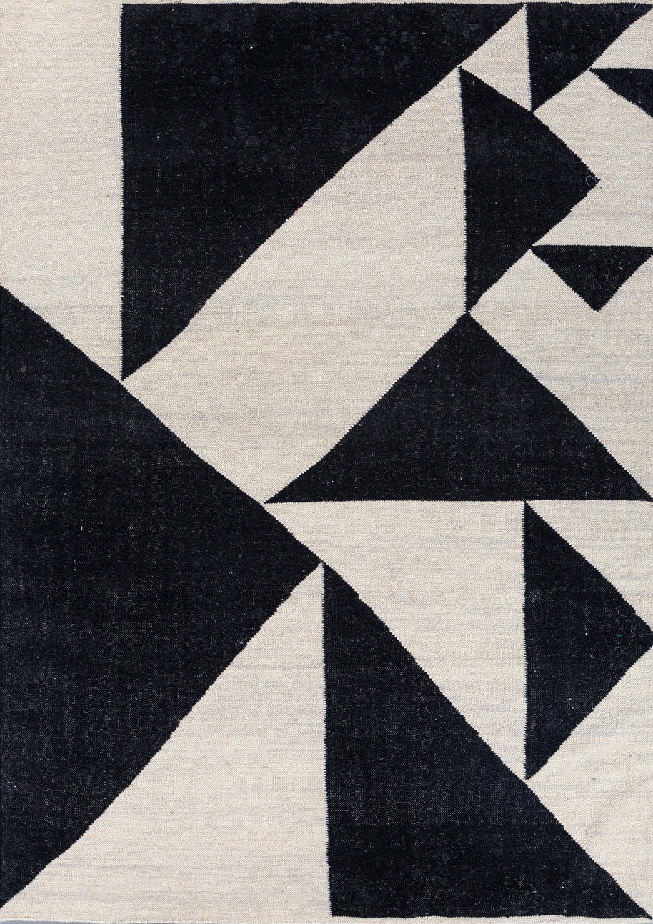 Carpet For Living room 5'3X7'6 Feet Grey And Black Wool Rectangle Geometric And Stripes Rug - I MEAN DESIGN