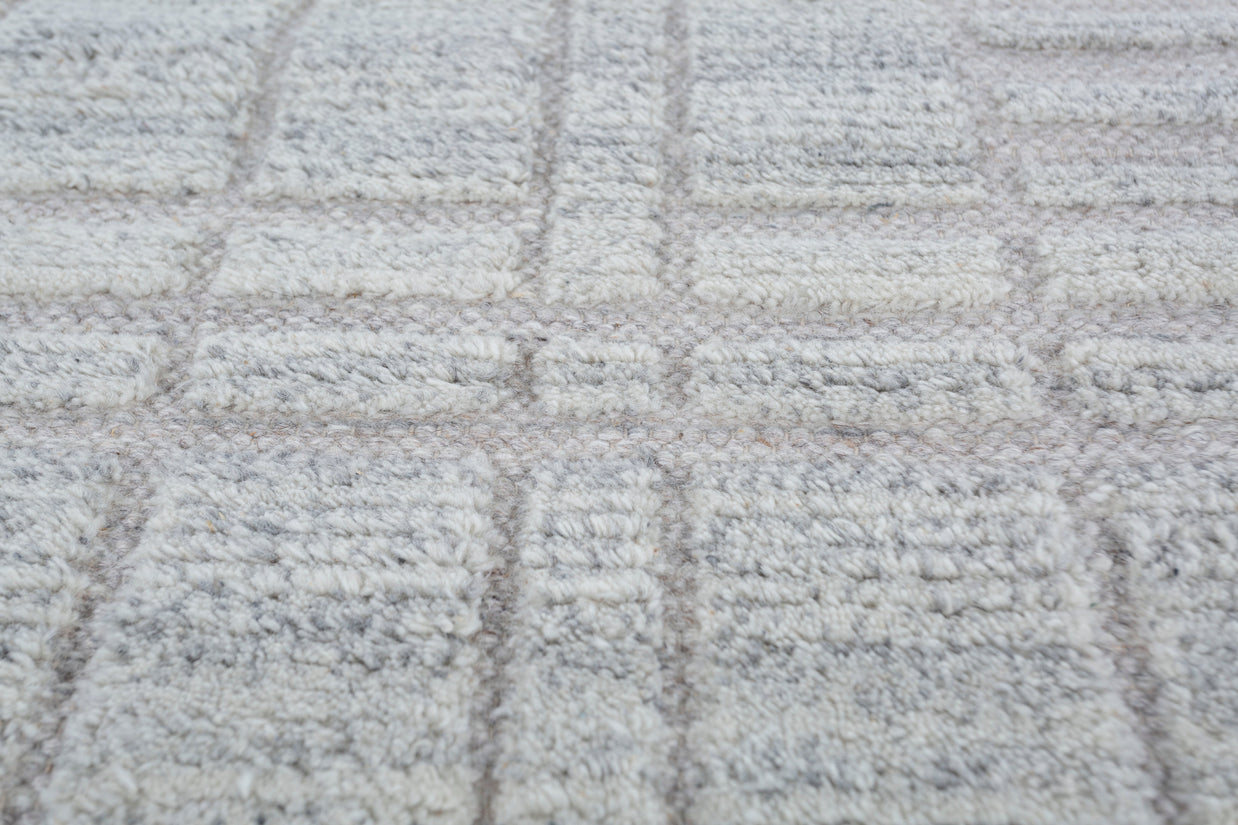 Carpet For Living room 4X6 Feet Grey And Black Wool & Viscose Rectangle Moroccan And Tribal Rug - I MEAN DESIGN