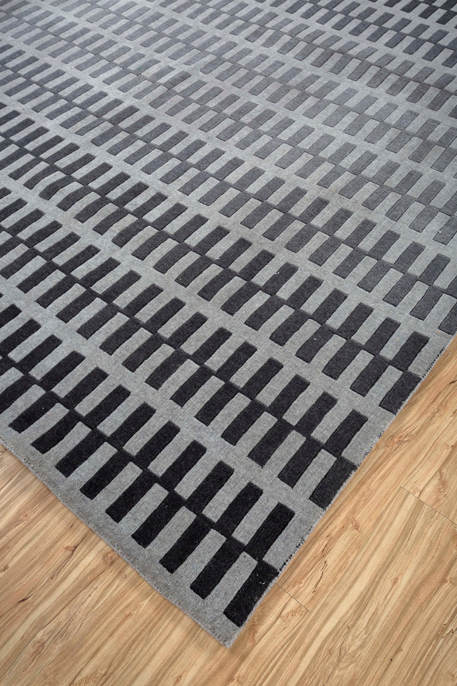 Carpet For Living room 5X8 Feet Ivory Wool Rectangle Solid Rug - I MEAN DESIGN