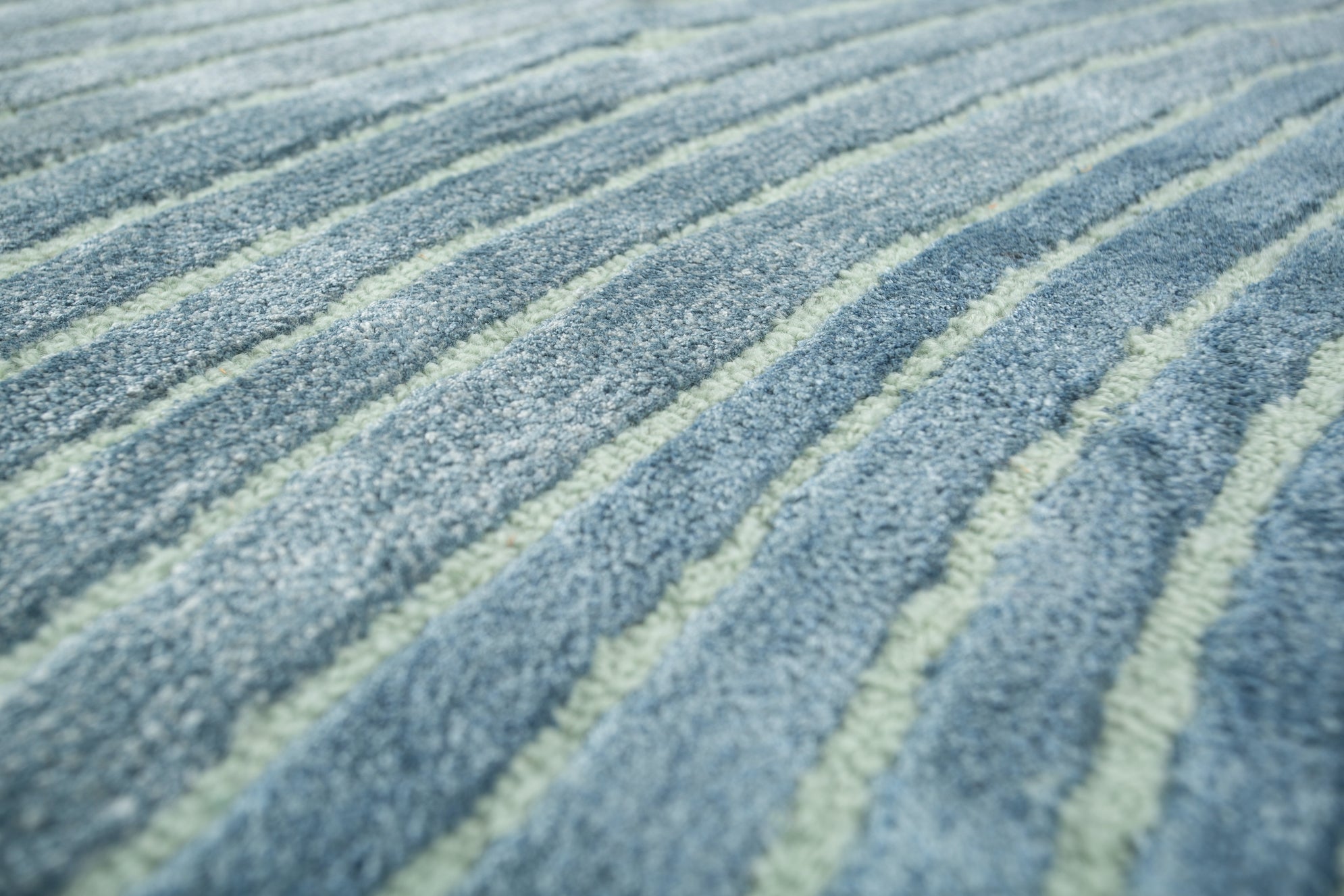 Carpet For Living room 4x6 Feet Blue Wool and Viscose Irregular Abstract Rug