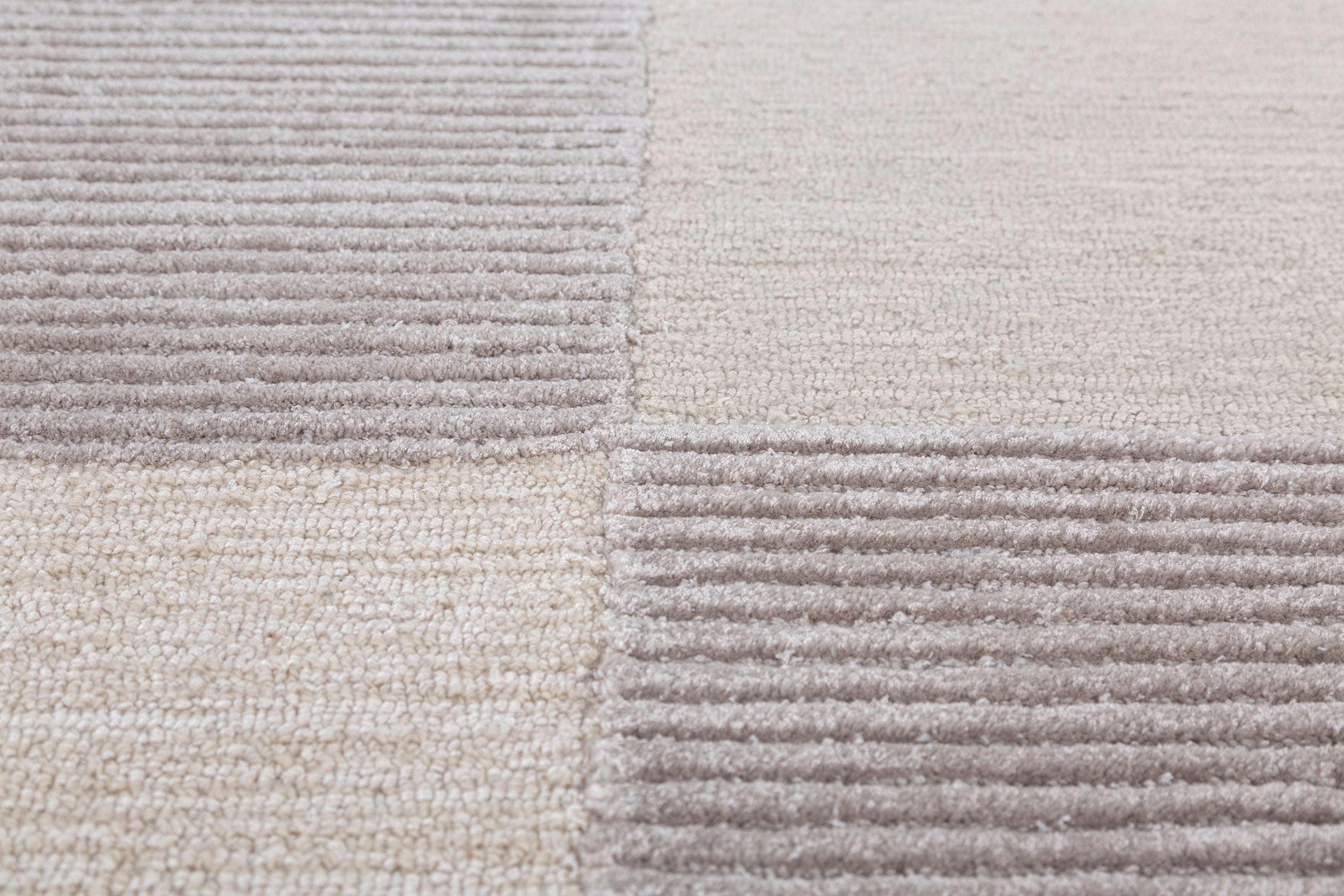 Carpet For Living room 5X8 Feet Ivory Wool & Viscose Rectangle Abstract Rug