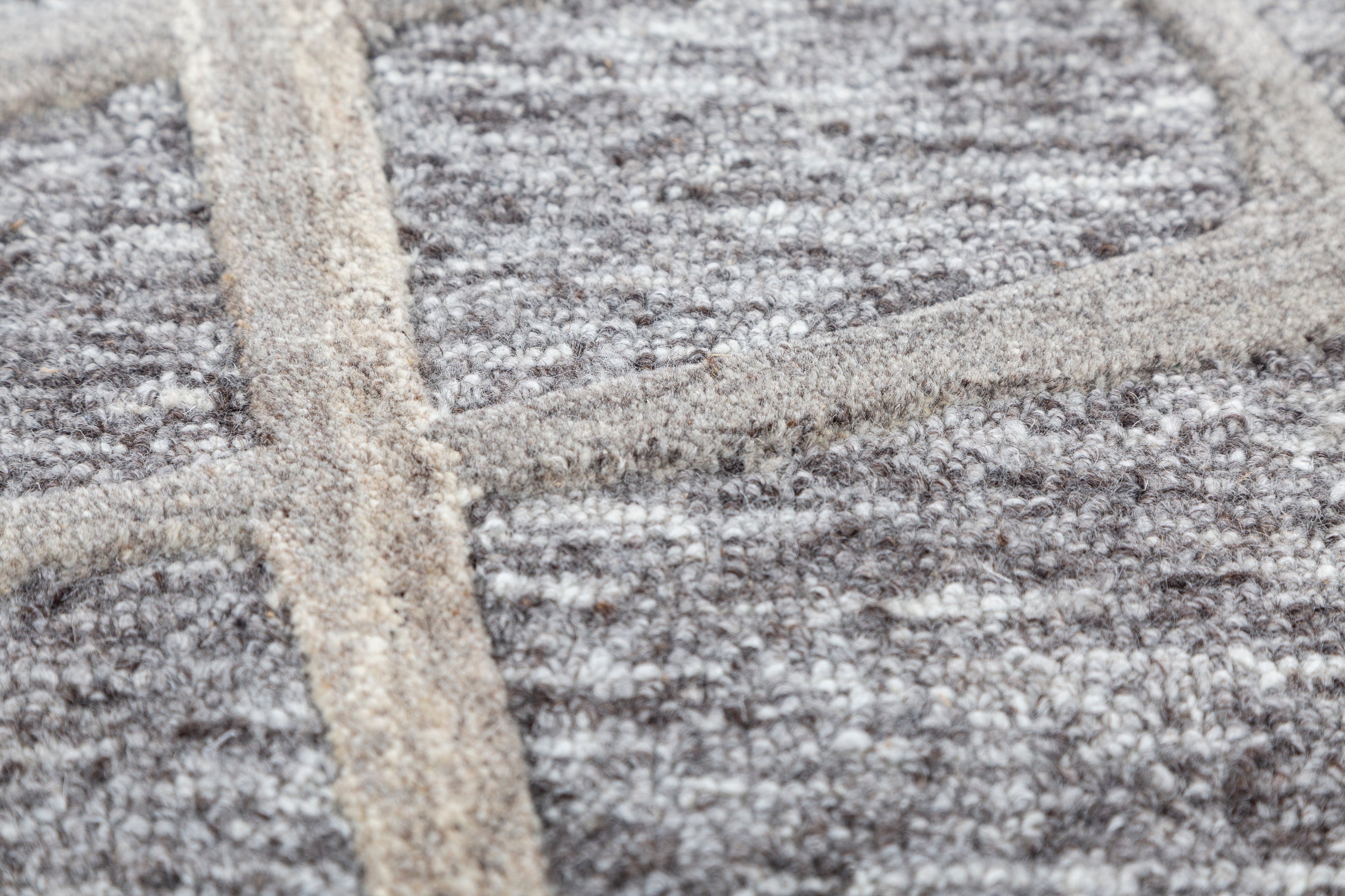 Carpet For Living room 4X6 Feet Grey And Black Wool & Viscose Rectangle Moroccan And Tribal Rug