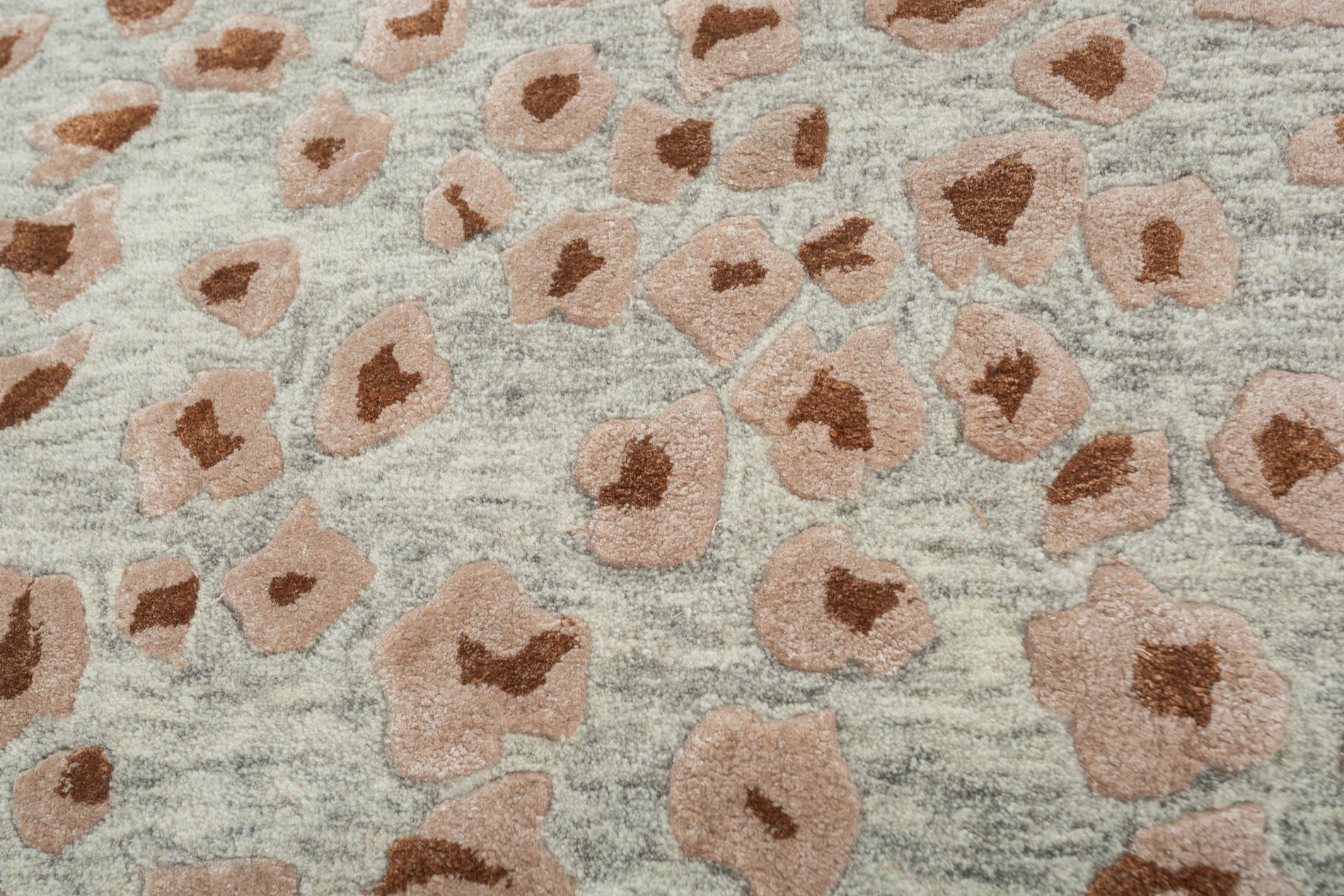 Carpet For Living room 4X6 Feet Beige And Brown Wool & Viscose Rectangle Moroccan And Tribal Rug