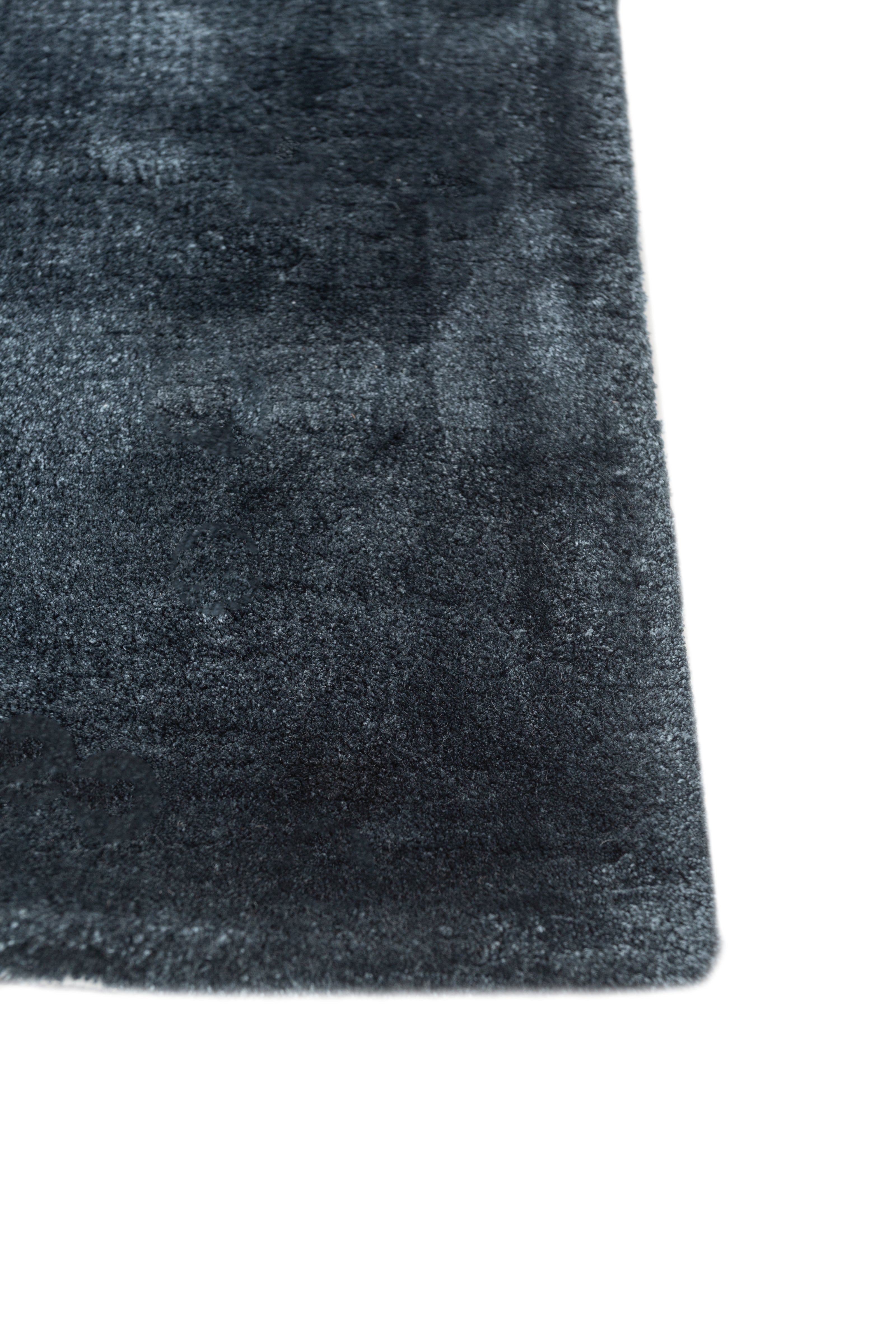 Carpet For Living room 5X8 Feet Blue Viscose Rectangle Solid Rug