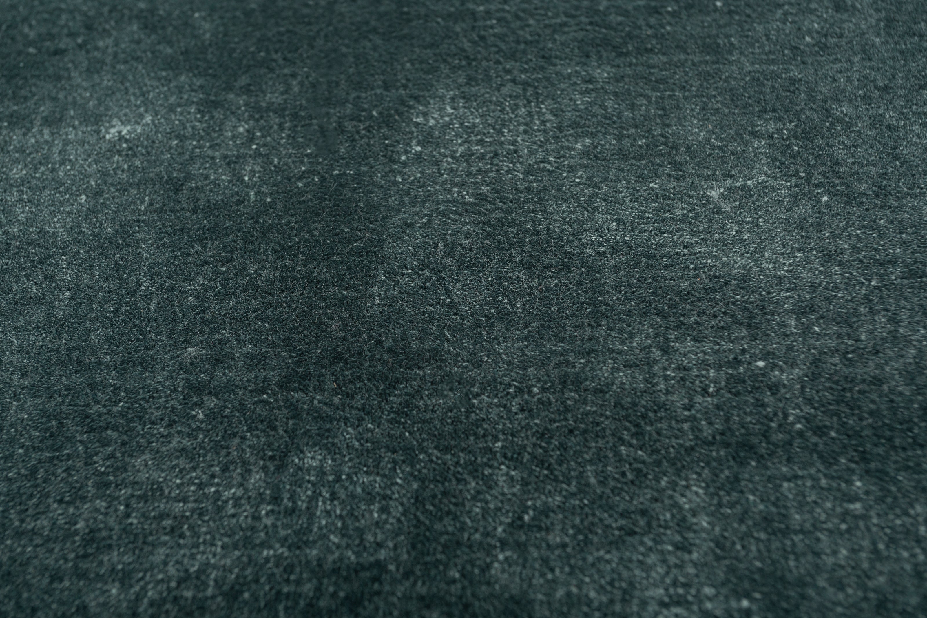 Carpet For Living room 4X6 Feet Blue Viscose Rectangle Solid Rug