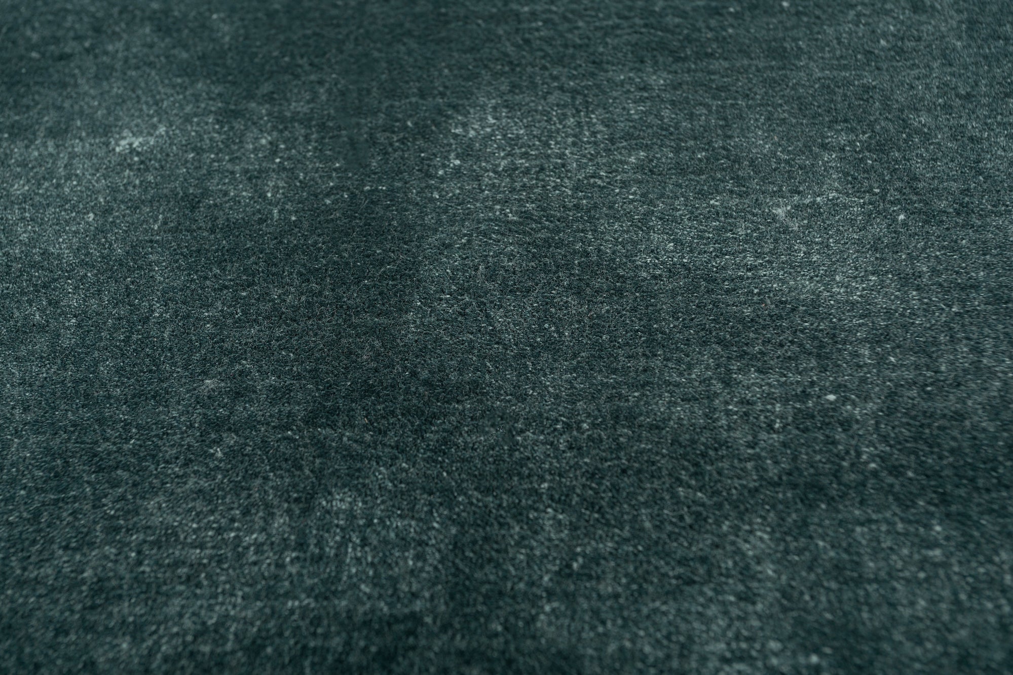 Carpet For Living room 4X6 Feet Blue Viscose Rectangle Solid Rug