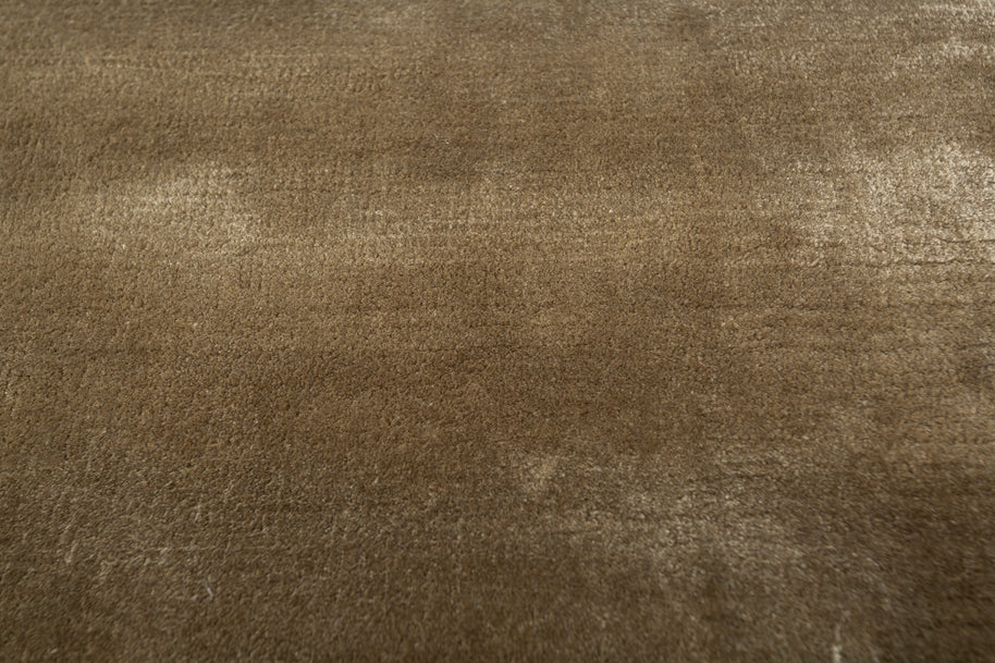 Carpet For Living room 4X6 Feet Green Viscose Rectangle Solid Rug - I MEAN DESIGN
