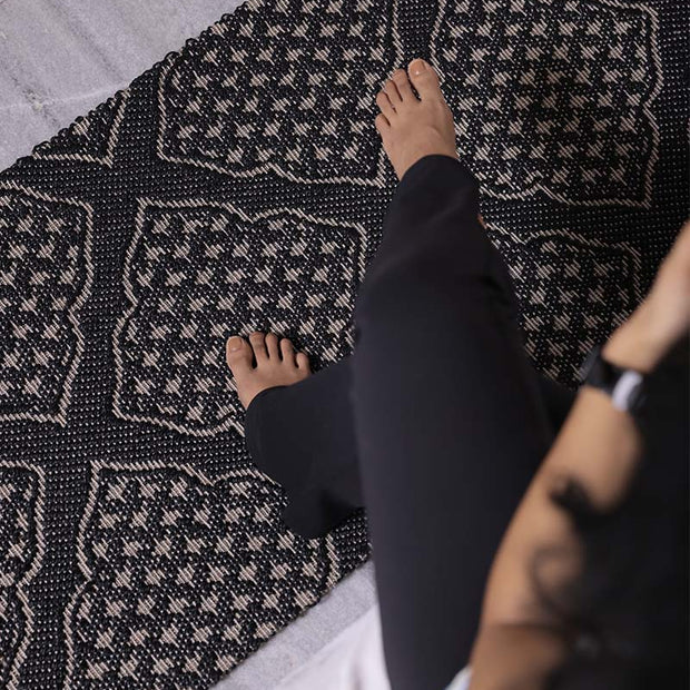 Zarbuland Black & Silver Sisal 2x6 feet Runner Rug