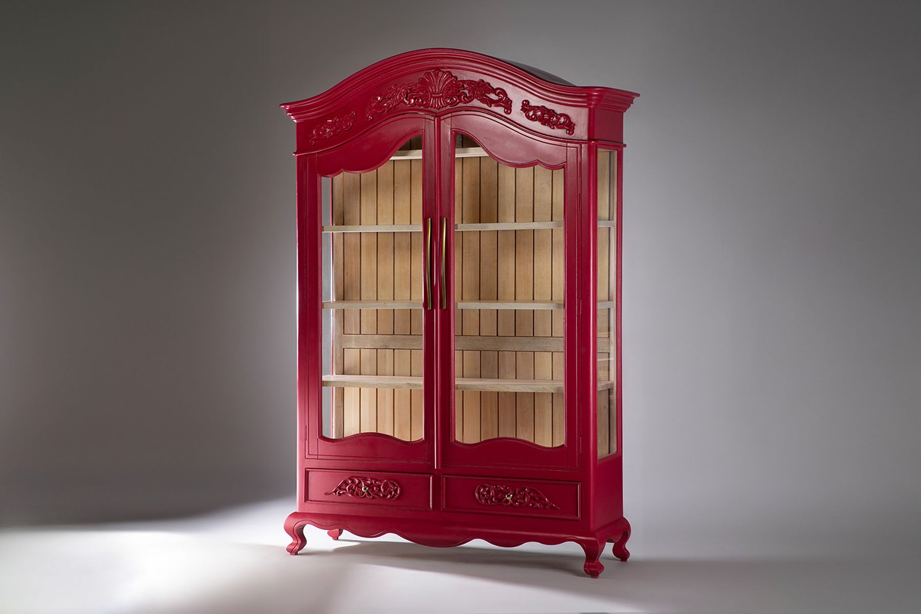 Scarlett Bookshelf